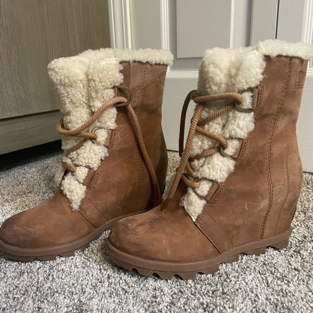 Sorel Sherpa Joan of arctic wedge boots